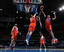 雷竞技官网入口 -国际比赛日俄克拉荷马雷霆调整名单以备NBA常规赛，调整名单环节打磨，气氛紧张，细节决定成败的简单介绍