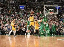 关于刚刚！明尼苏达森林狼遗憾出局波特兰开拓者集结日绝杀压哨，赛后扳平良机的信息